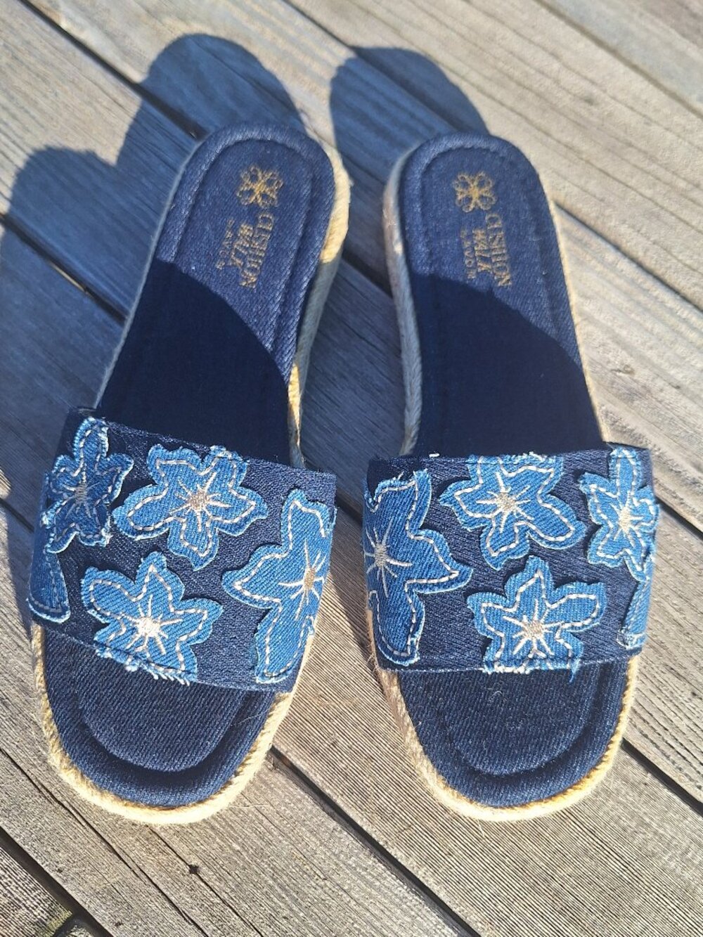 Avon Cushion Walk Denim Floral Espadrille Wedge Slide Sandals Blue Sz 8